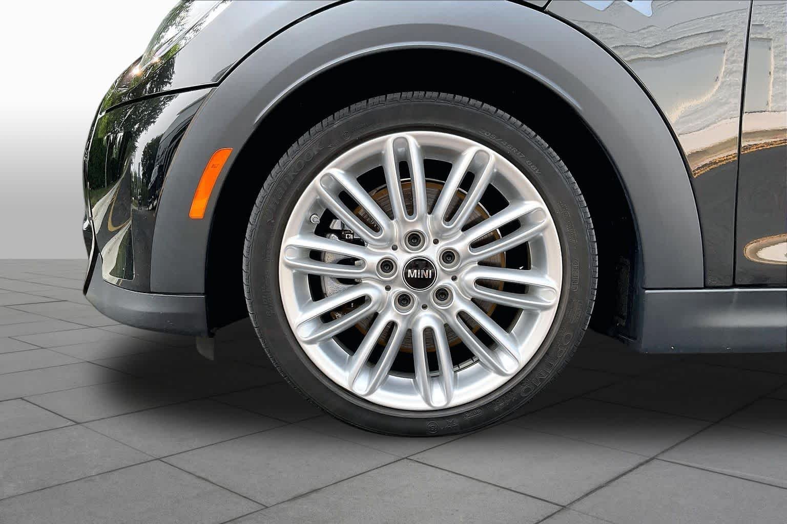 Used 2024 Midnight Black II MINI Cooper S image 9