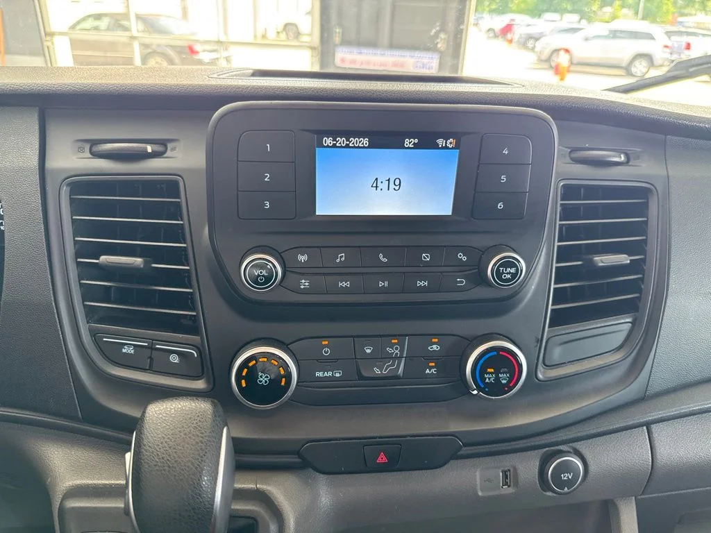 Used 2023 White Ford Base image 17