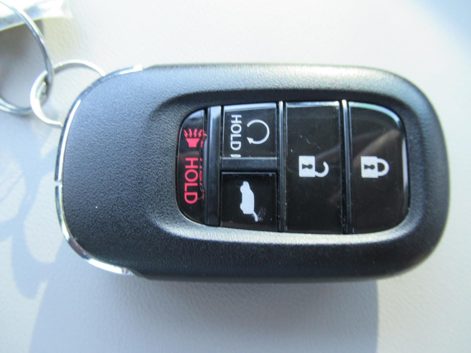 Used 2026  Honda EX-L image 33