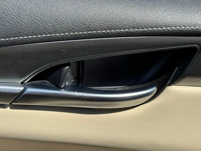 Used 2022 Gray INFINITI LUXE image 16