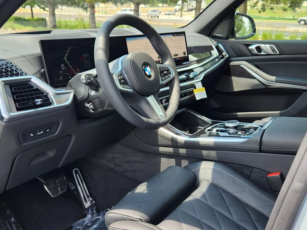 New 2026 Brooklyn Grey Metallic BMW xDrive40i image 10