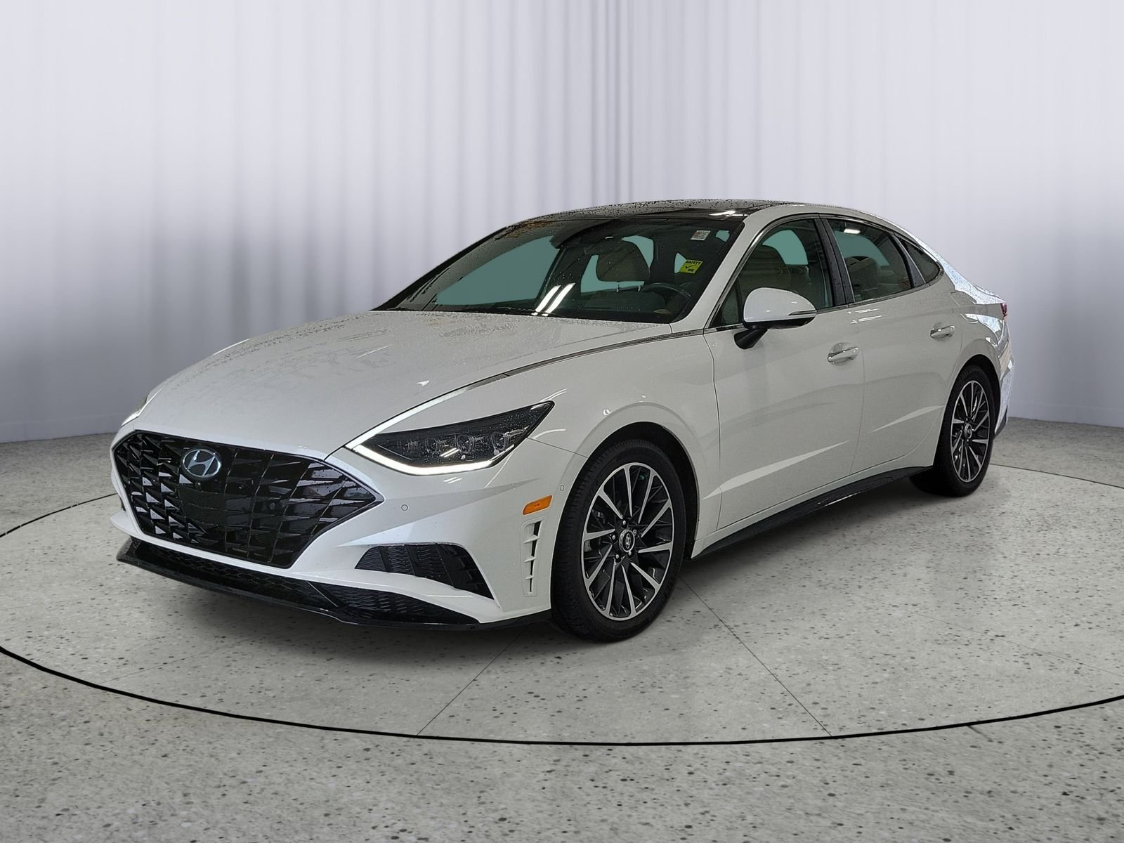 Used 2022 Gray Hyundai Limited image 4