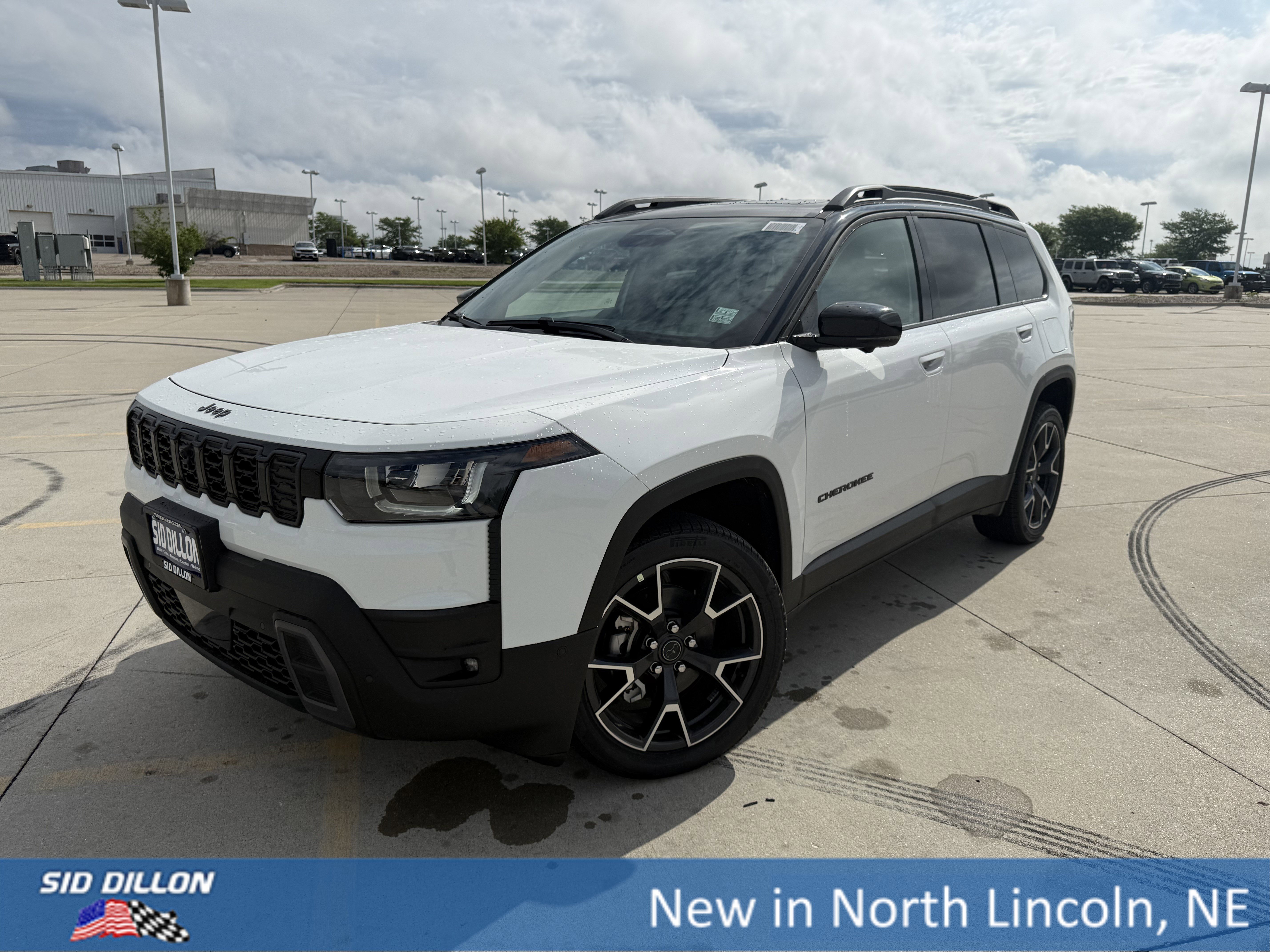 2026 Jeep Cherokee Overland HEV 4X4's photo