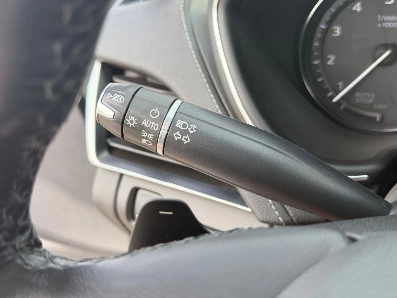 Used 2020 Black Raven Cadillac Premium Luxury image 27