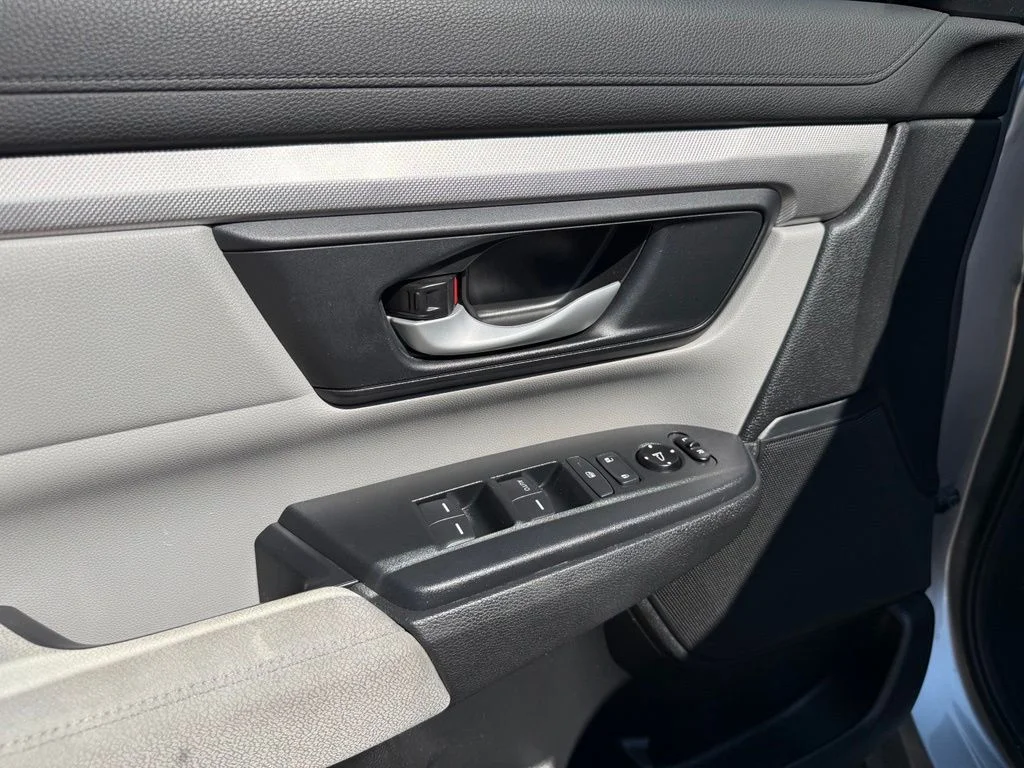 Used 2020 Silver Honda LX image 13