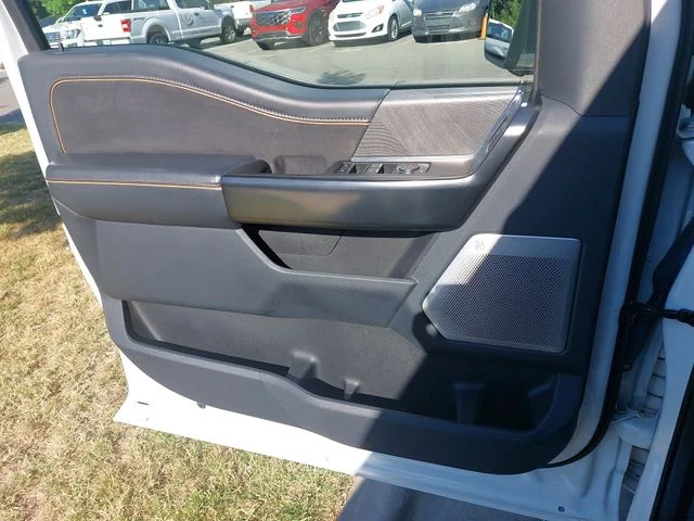 Used 2022 White Ford Platinum image 27