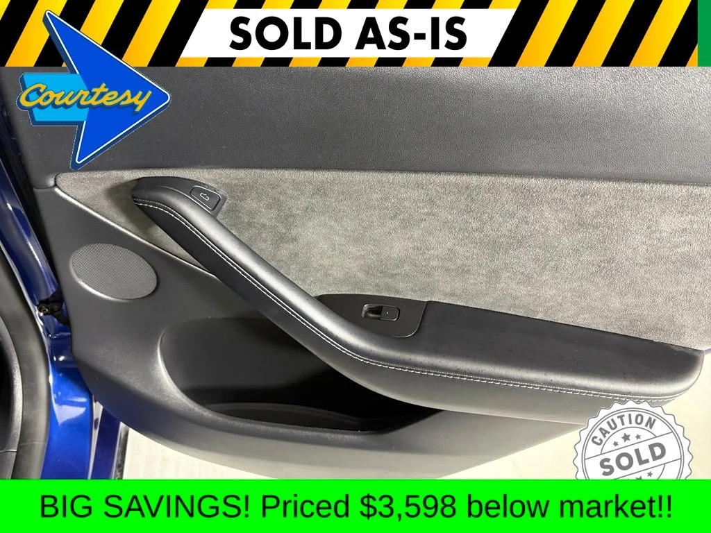 Used 2021 Blue Tesla Performance image 15