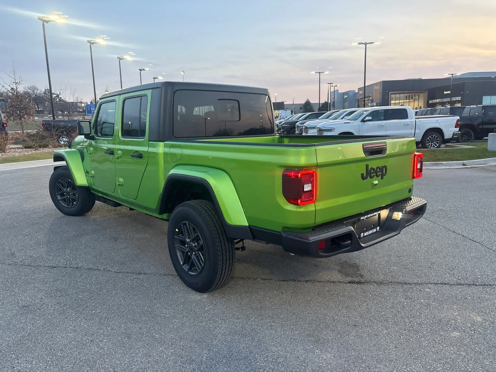 New 2026 Mojito Exterior Paint Jeep Sport S image 7