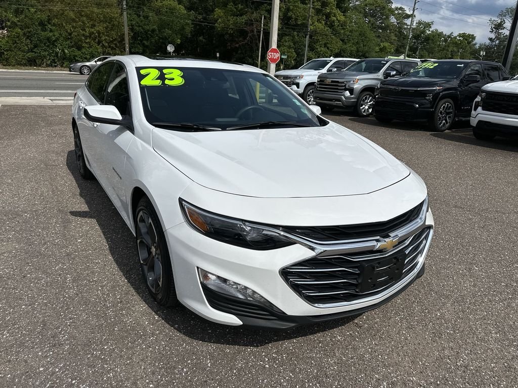 Used 2023 Summit White Chevrolet LT image 10