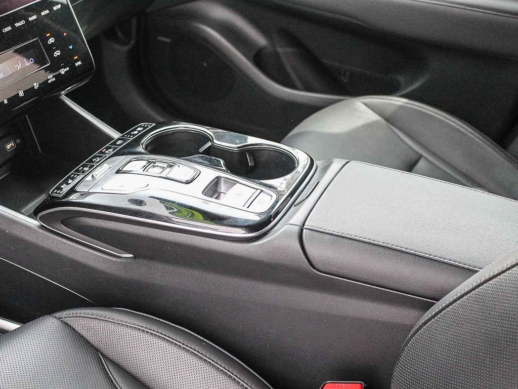 Used 2023 Black Hyundai Limited image 21