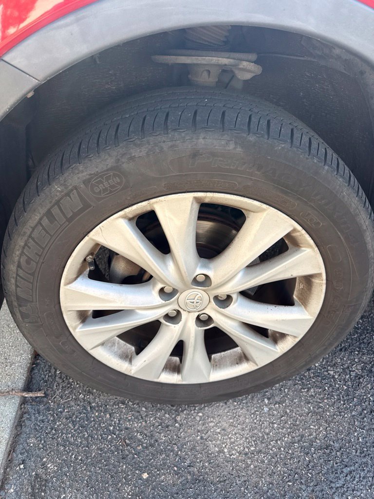 Used 2014 Red Toyota Limited image 4