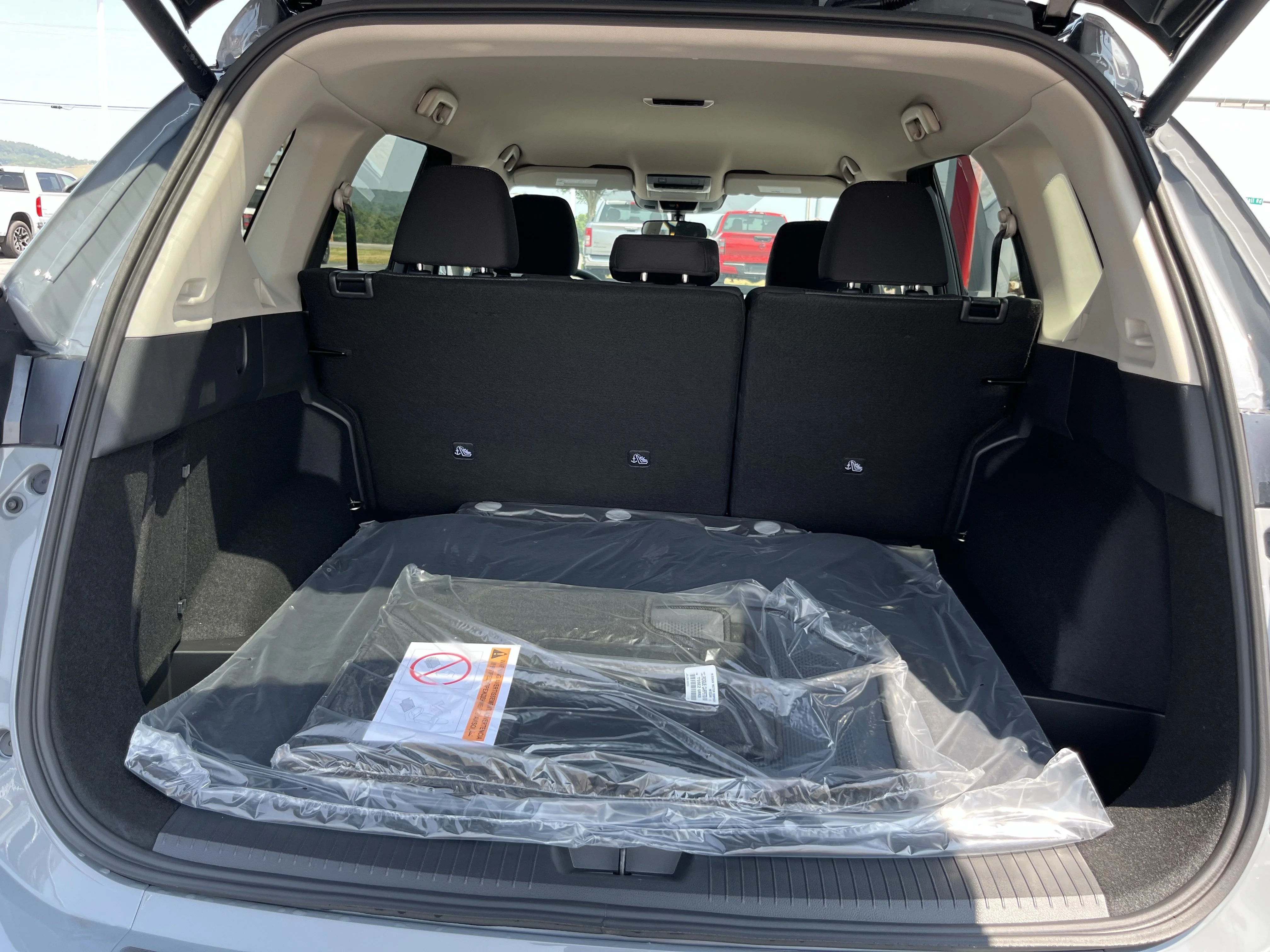 New 2026 Boulder Gray Pearl Nissan SV image 7