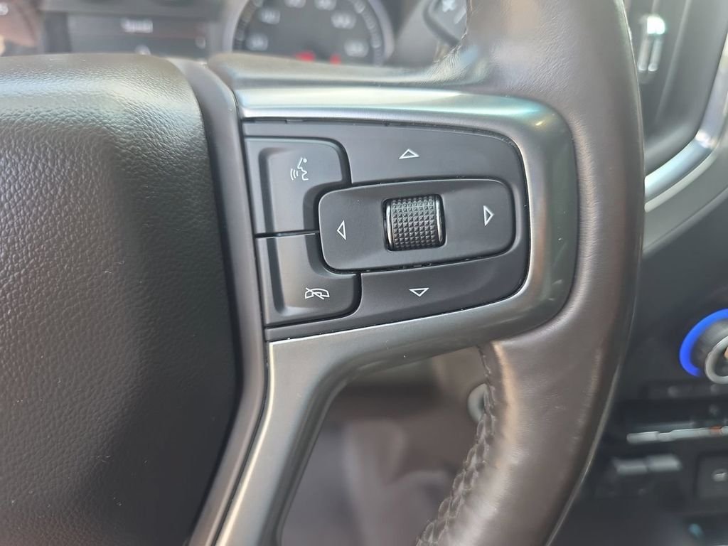 Used 2021 Gray Chevrolet RST image 27