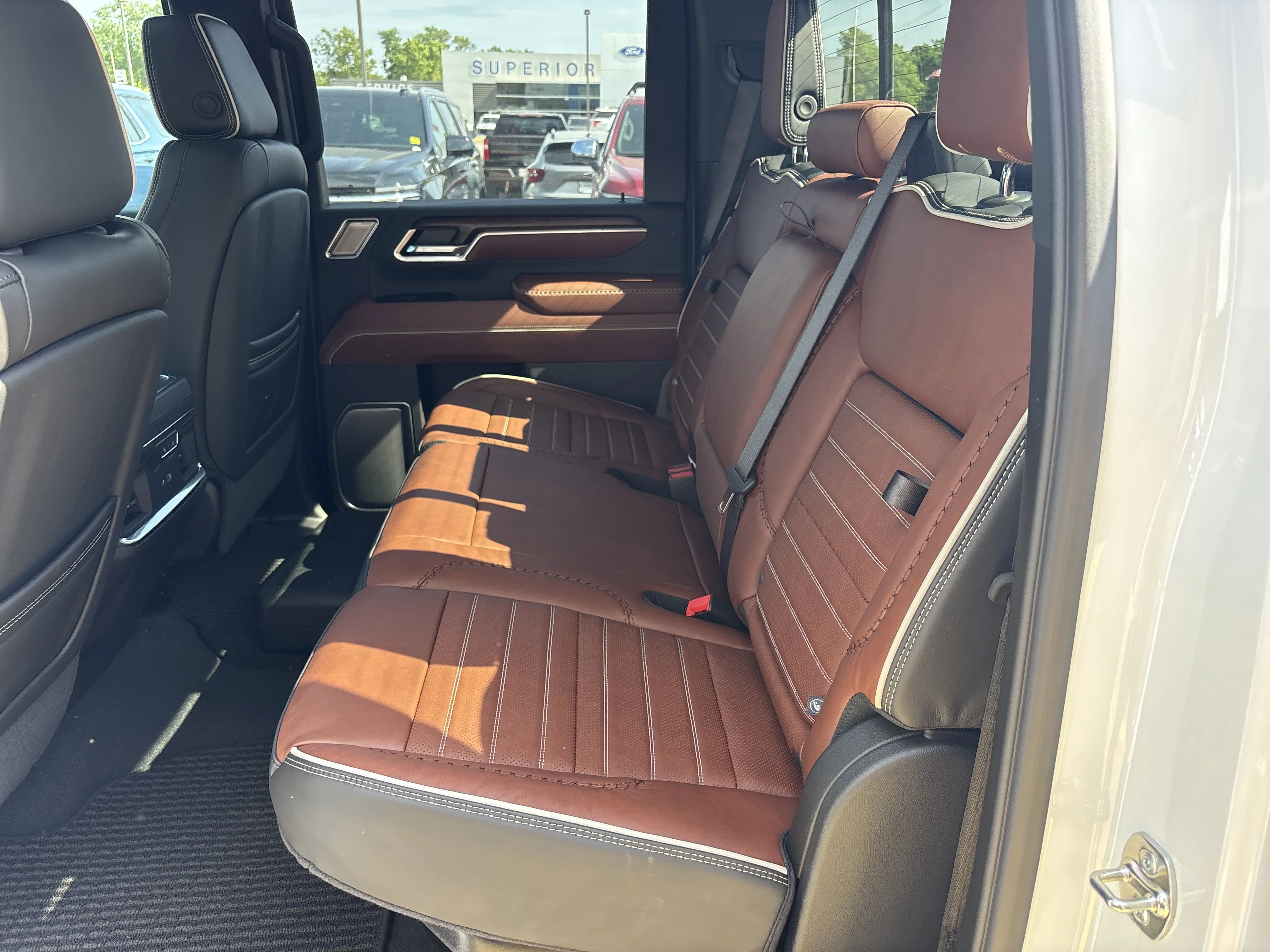 2026 GMC Sierra 3500HD Denali Ultimate - Photo 19