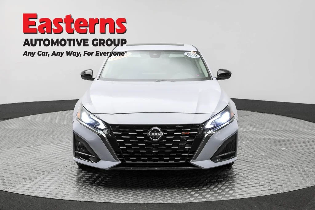Used 2024 Gray Nissan 2.5 SR image 2