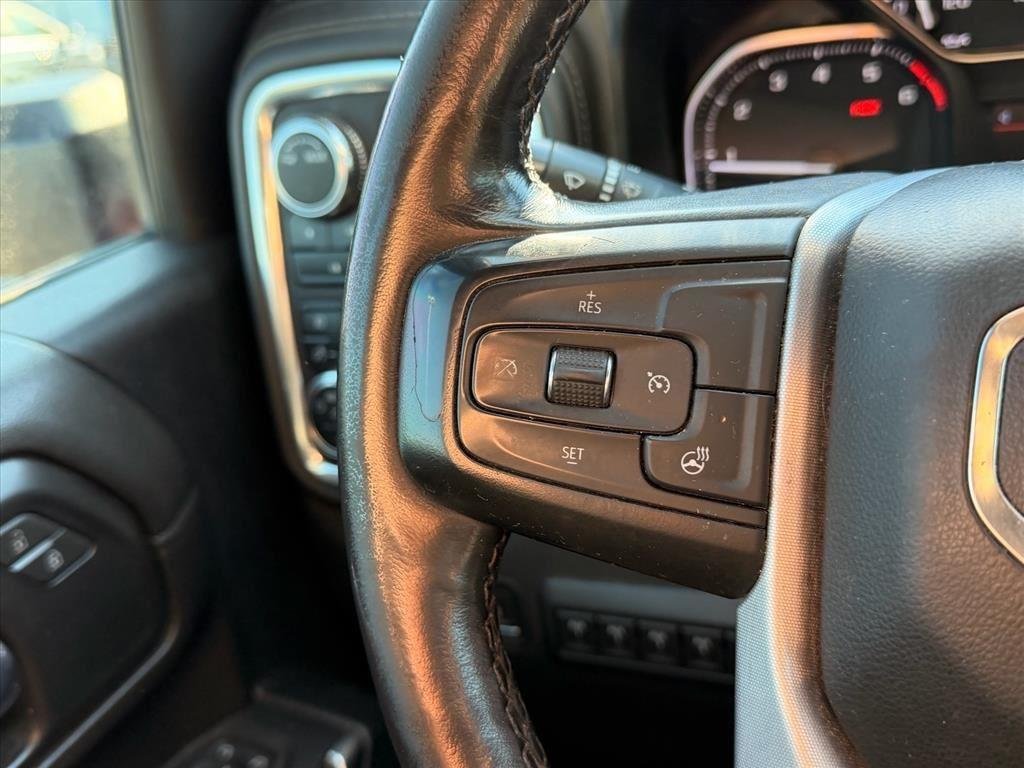 Used 2021 Cayenne Red Tintcoat GMC SLE image 13