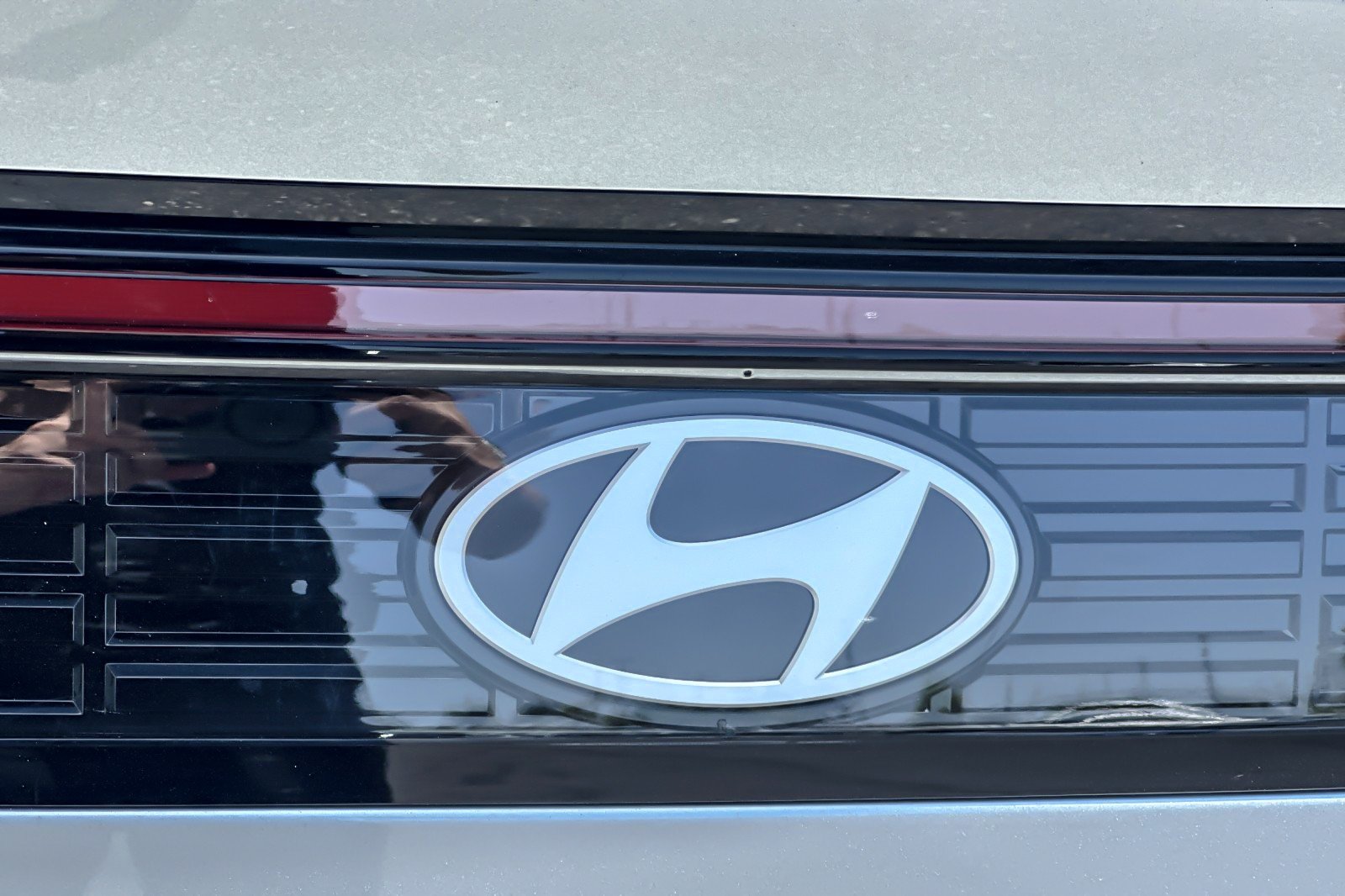 Used 2024 SILVER Hyundai SEL image 25