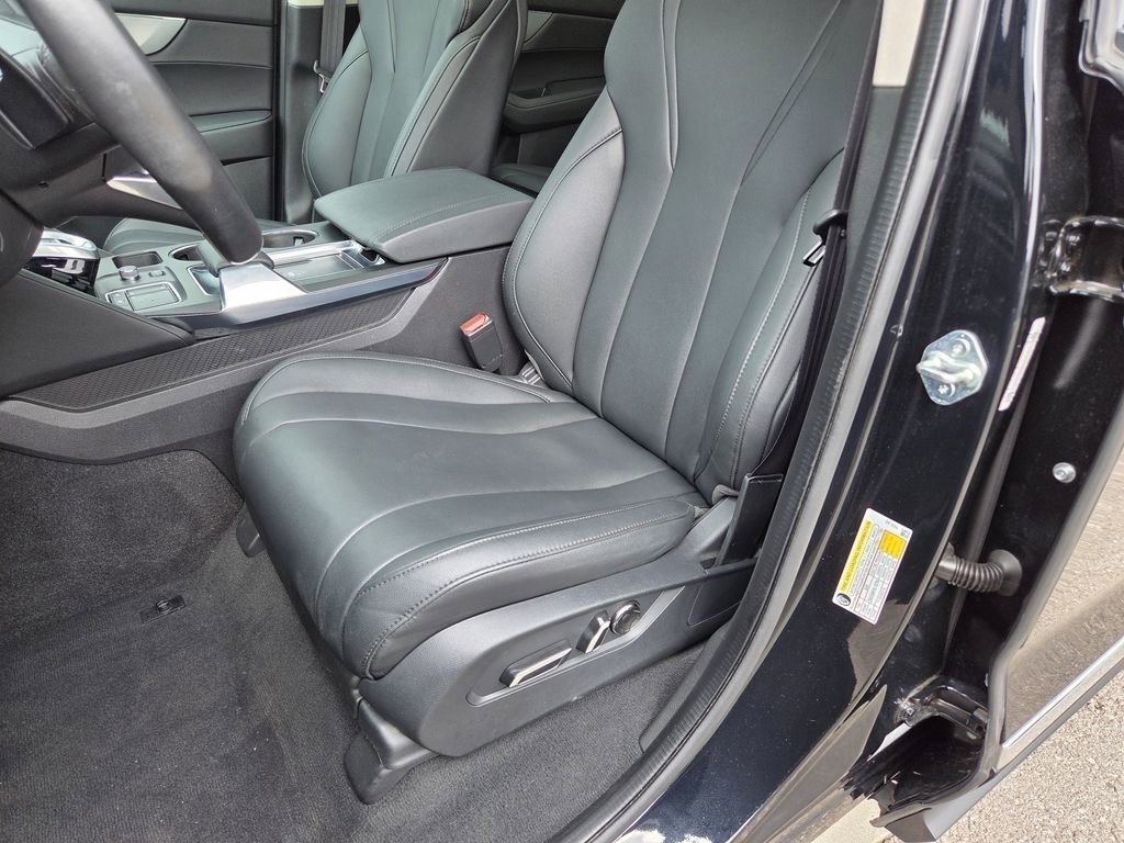 Used 2024 Majestic Black Pearl Acura 3.5L image 6