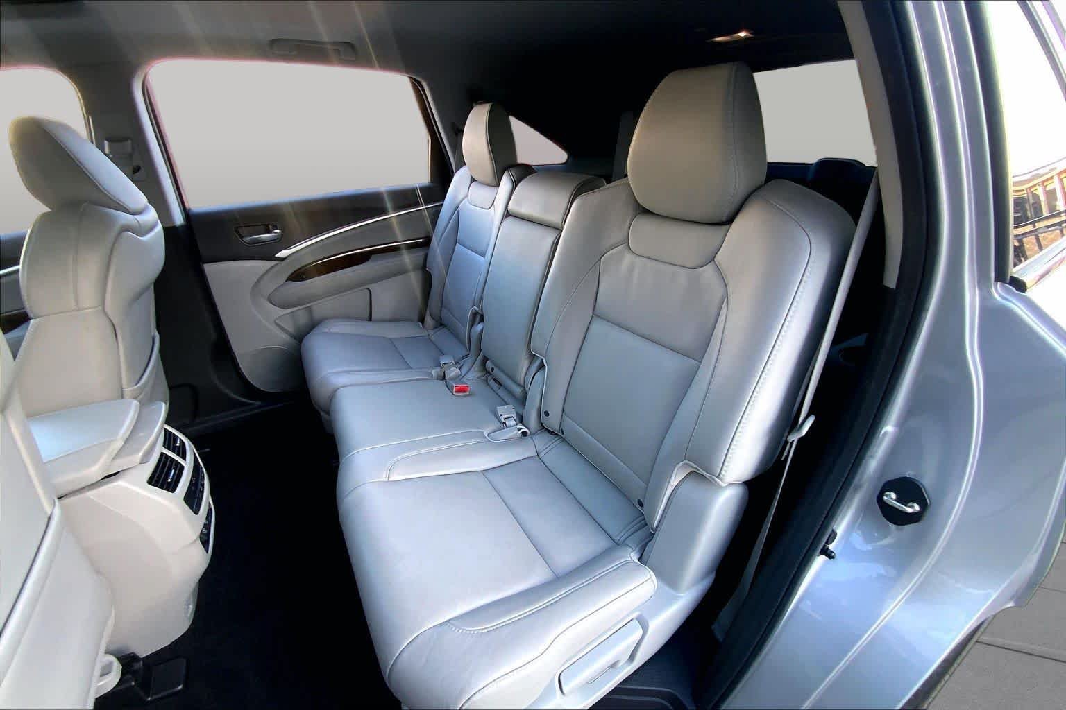 Used 2020 Lunar Silver Metallic Acura  image 21