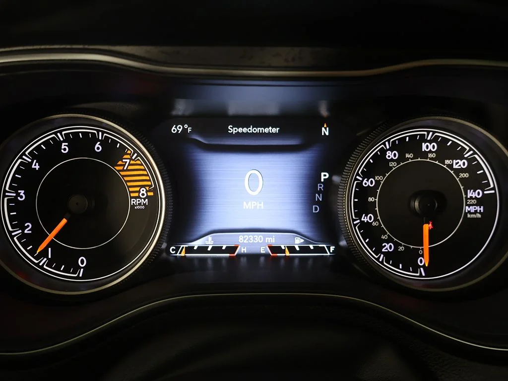 Used 2019 Gray Jeep Limited image 44