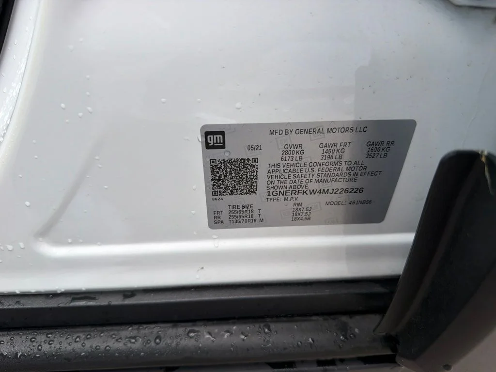 Used 2021 Summit White Chevrolet LS image 6