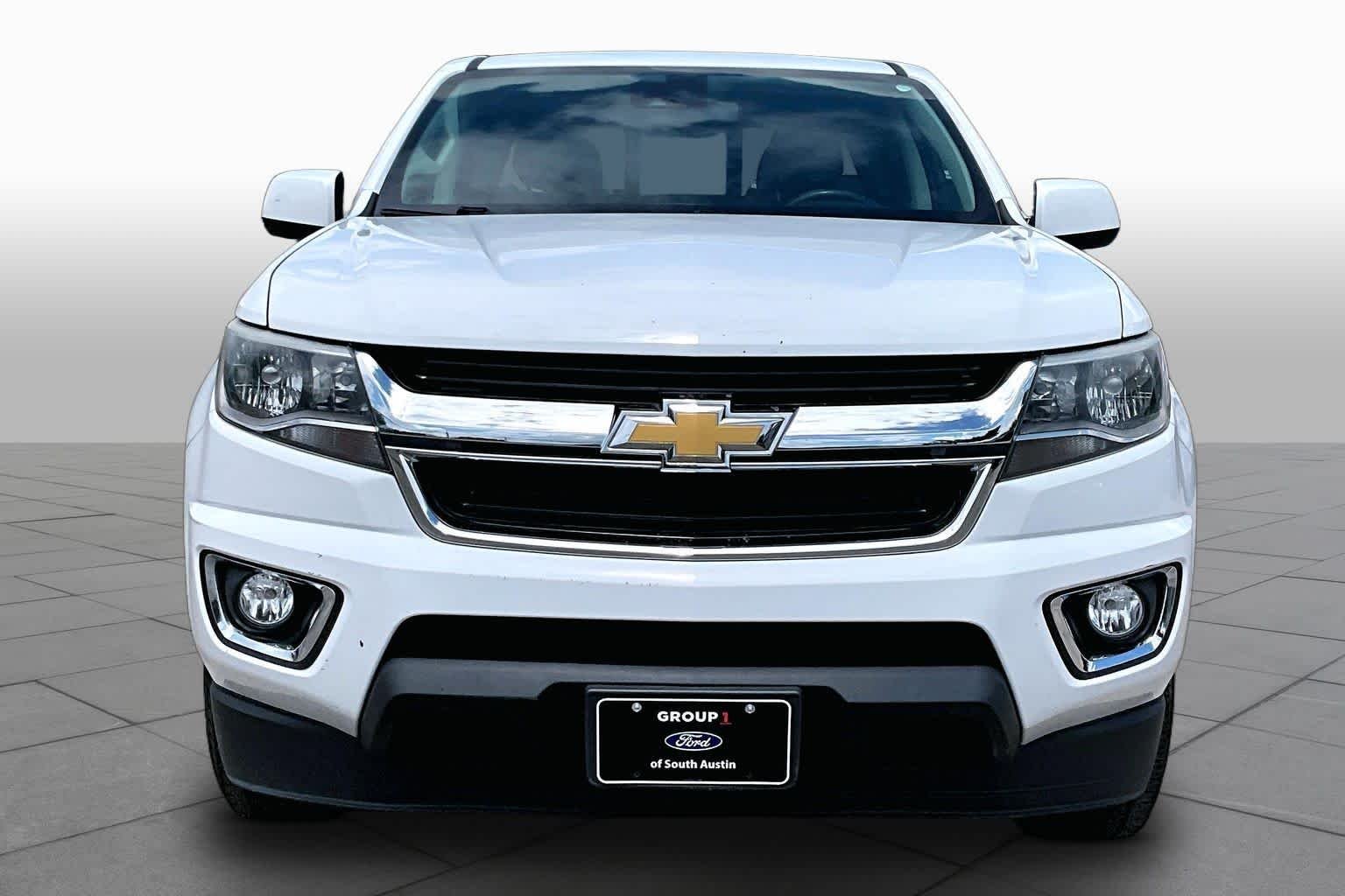 Used 2018 Summit White Chevrolet 2WD LT image 4