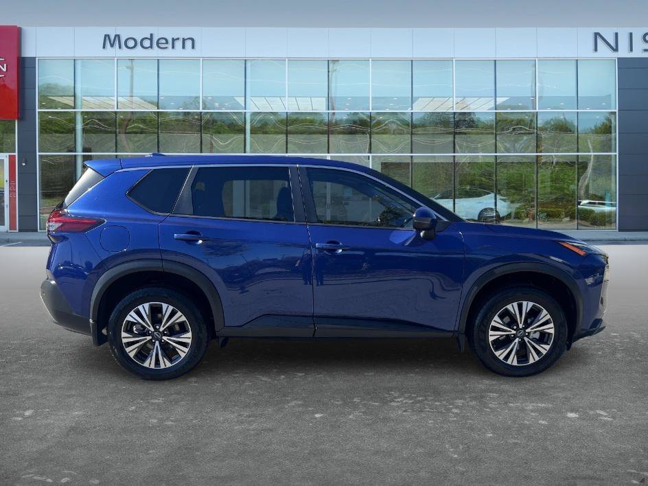 Used 2023 Caspian Blue Metallic Nissan SV image 4