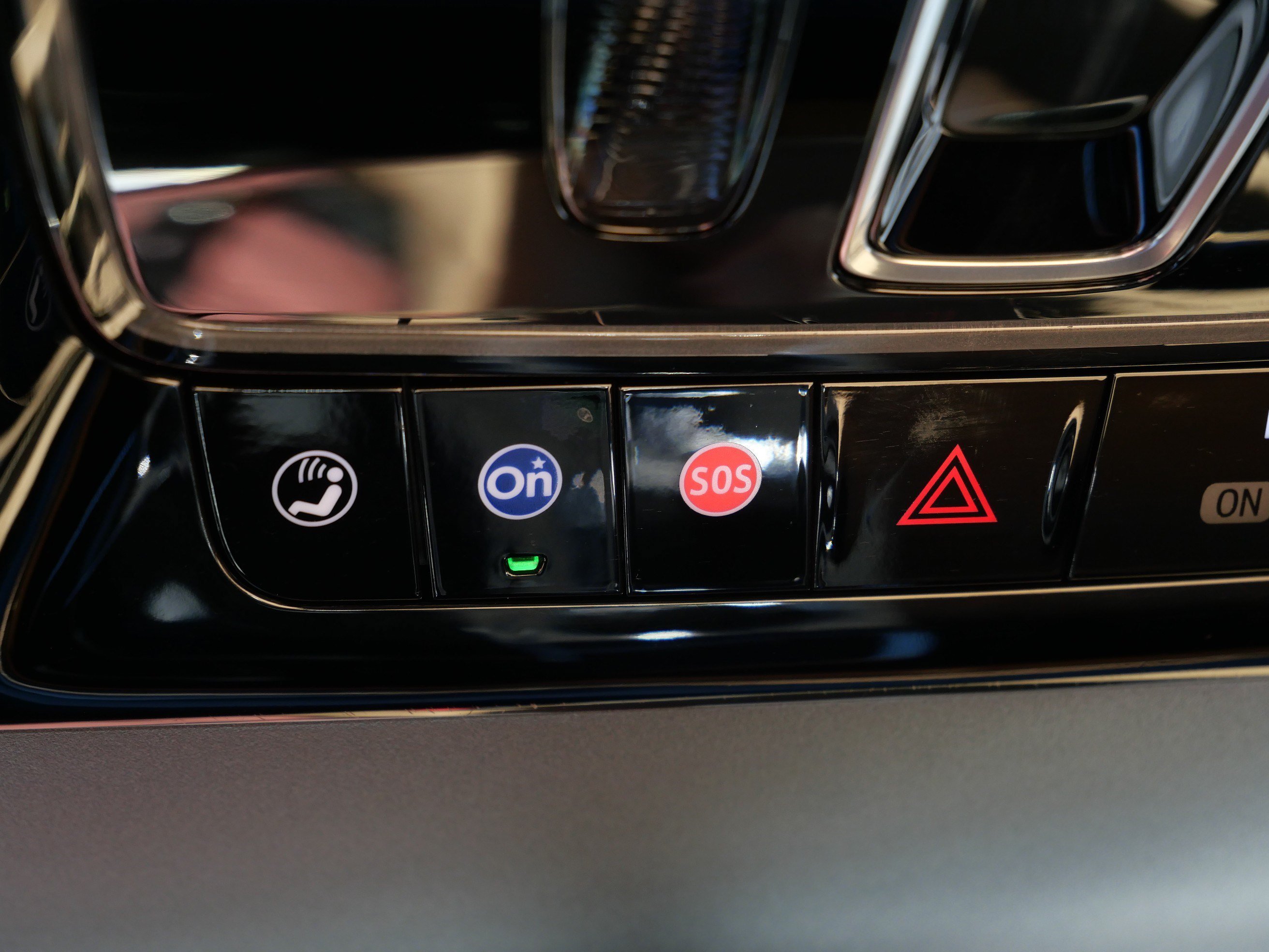 Certified Used 2025 Black Raven Cadillac Sport 2 image 28