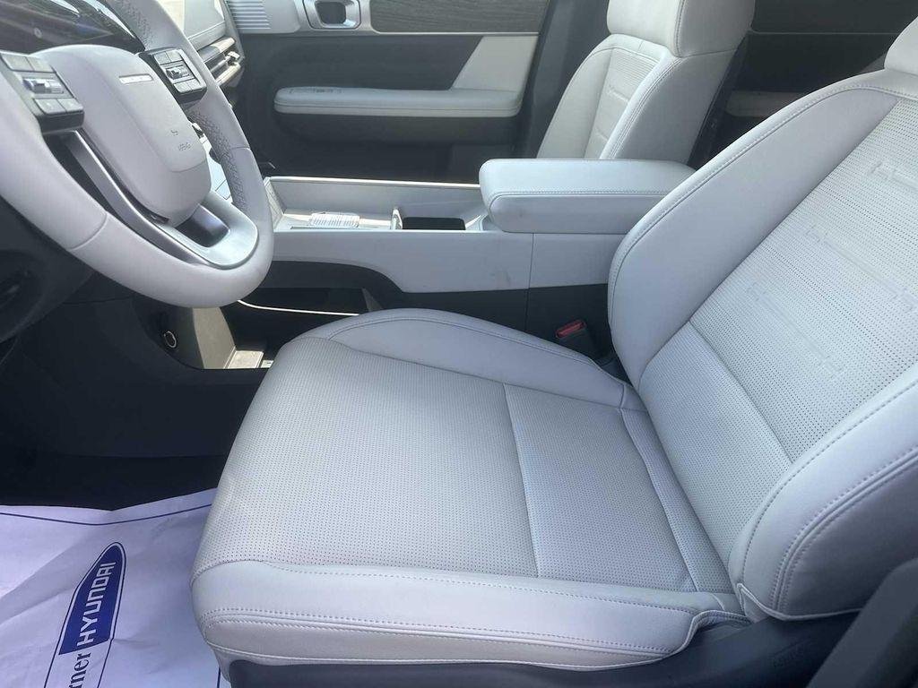 2026 Hyundai Santa Fe Limited - Photo 24