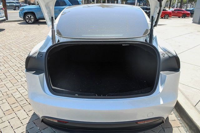 Used 2025 Pearl White Multi-Coat Tesla Long Range image 26