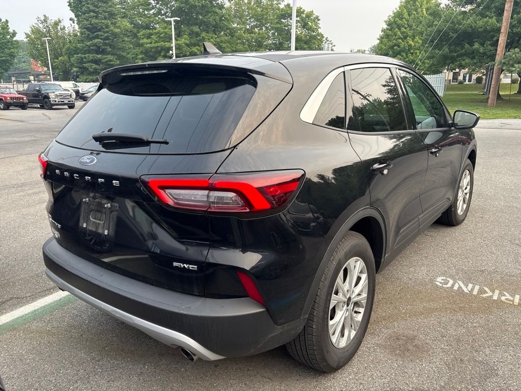 Used 2024 Black Ford Active image 10