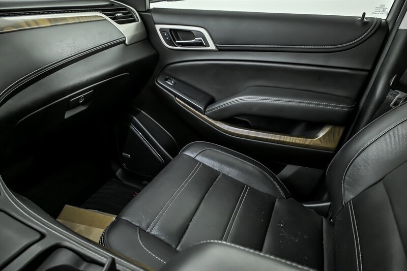 2020 GMC Yukon Denali - Photo 38