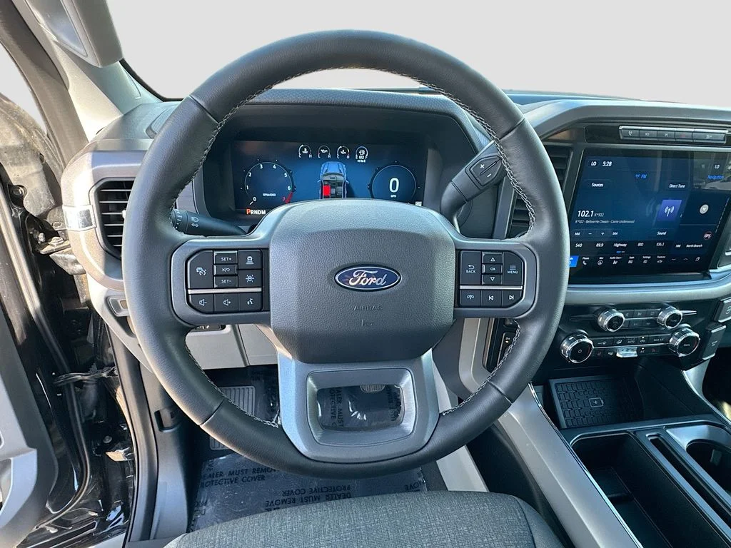 Used 2024 Agate Black Metallic Ford XLT image 10