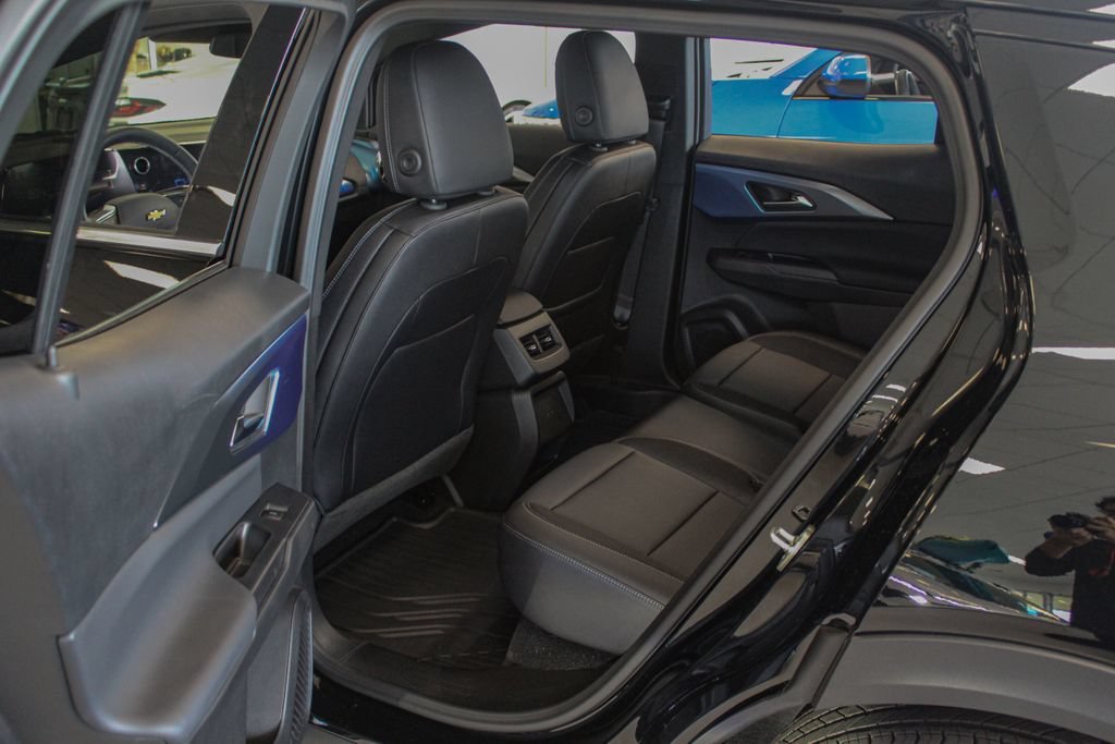 2026 Chevrolet Equinox EV 2LT - Photo 13