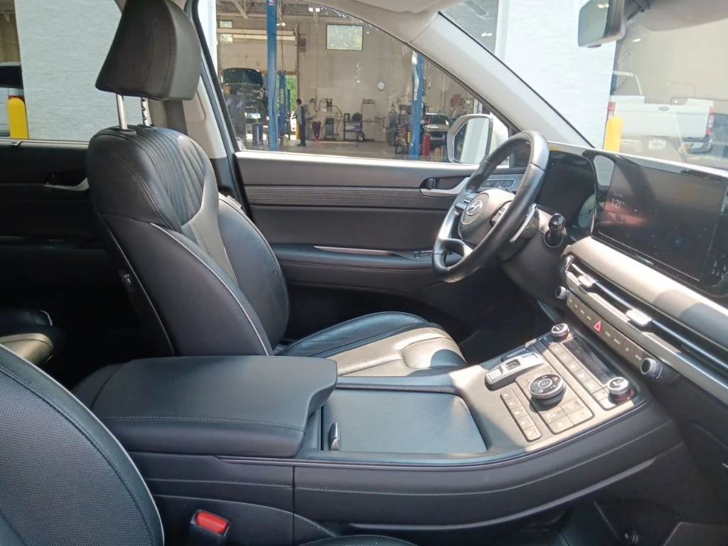 Used 2024 Typhoon Silver Hyundai Limited image 35