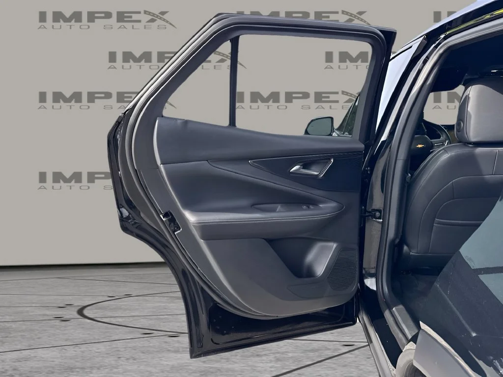 Used 2024 Black Chevrolet LT image 27