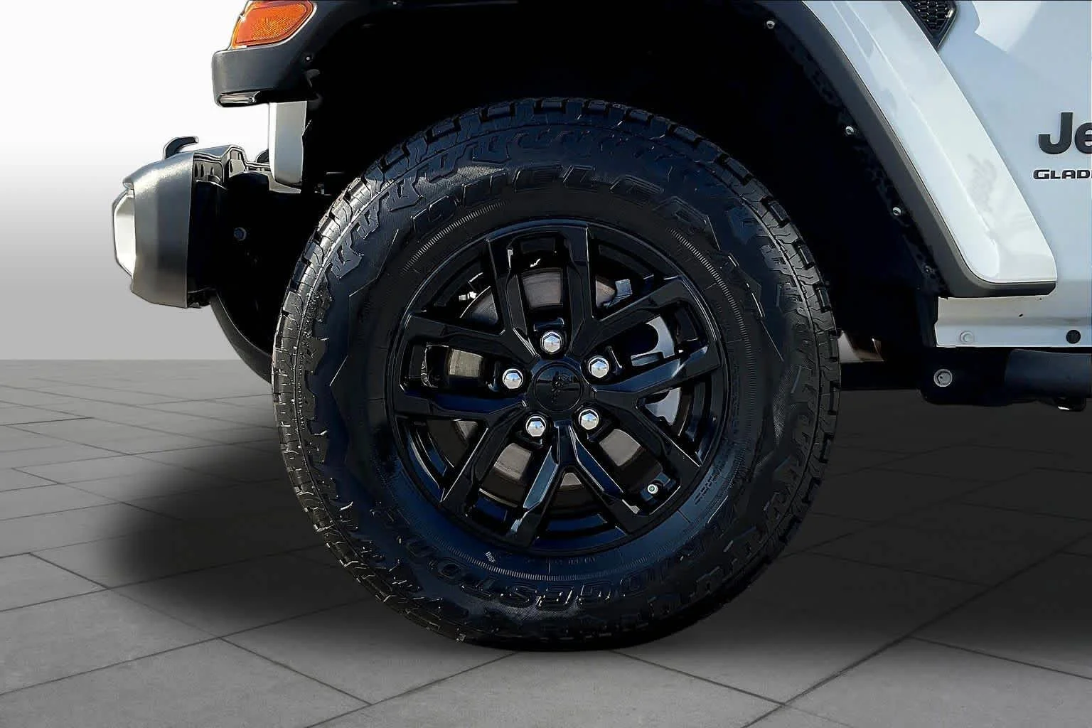 Used 2023 Bright White Clearcoat Jeep Sport S image 11