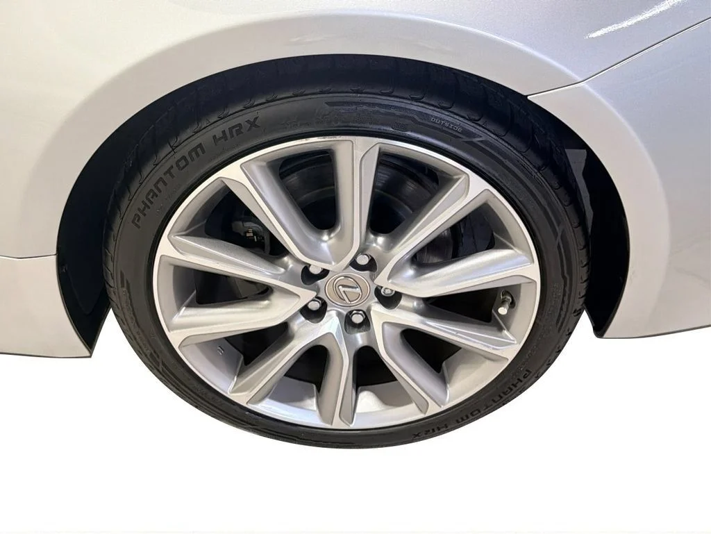 Used 2015 Silver Lexus 350 image 15