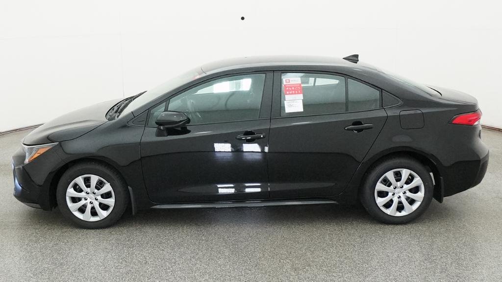 New 2026 Midnight Black Metallic Toyota LE image 18