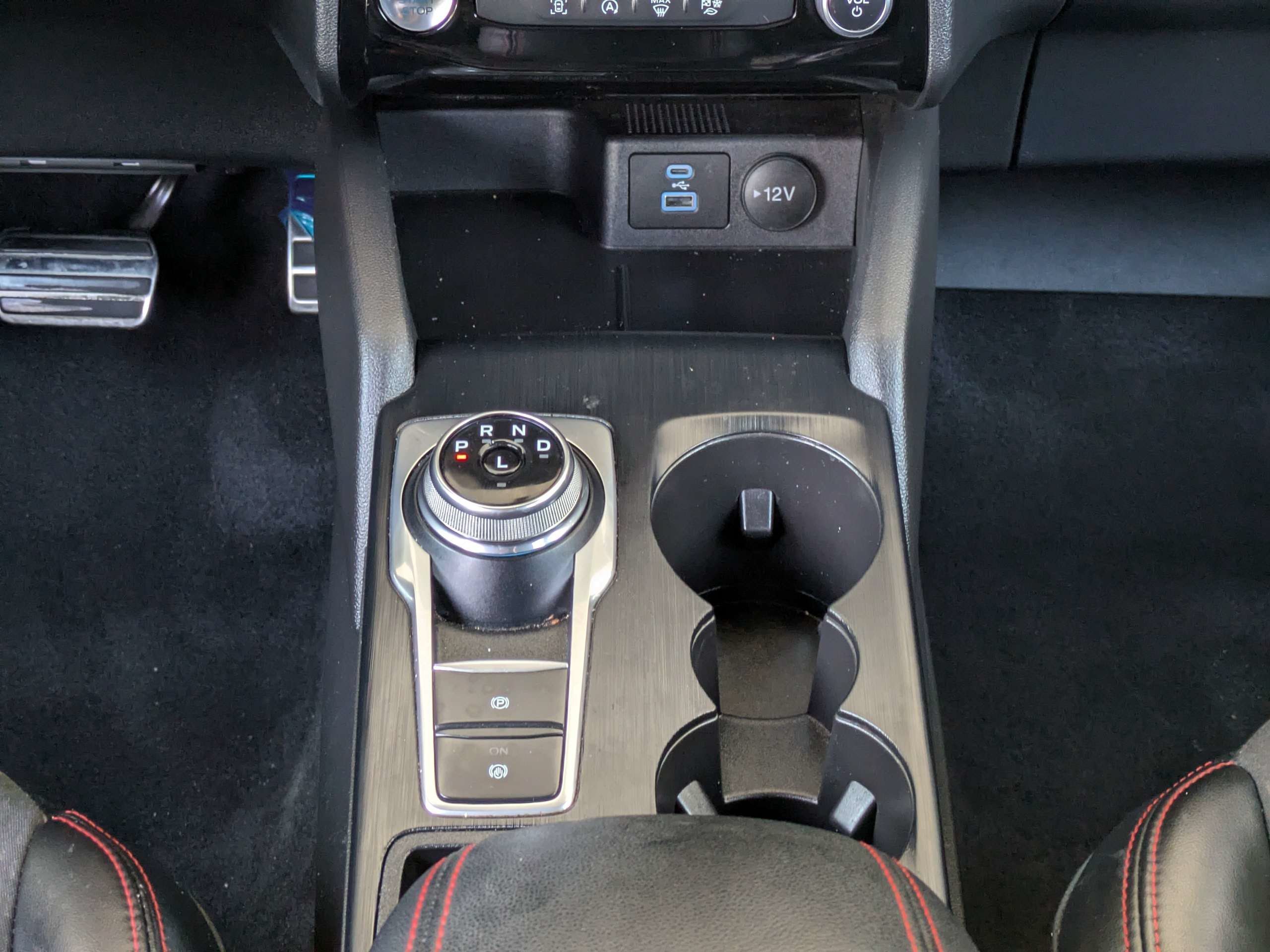 Used 2023 Carbonized Gray Metallic Ford ST-Line image 19