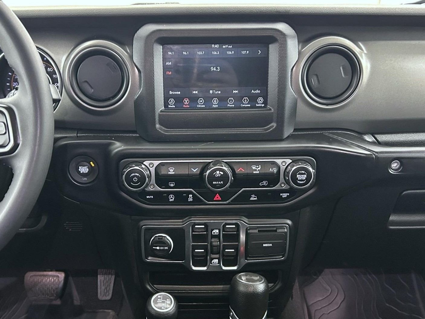 Used 2023 Red Jeep Sport S image 12