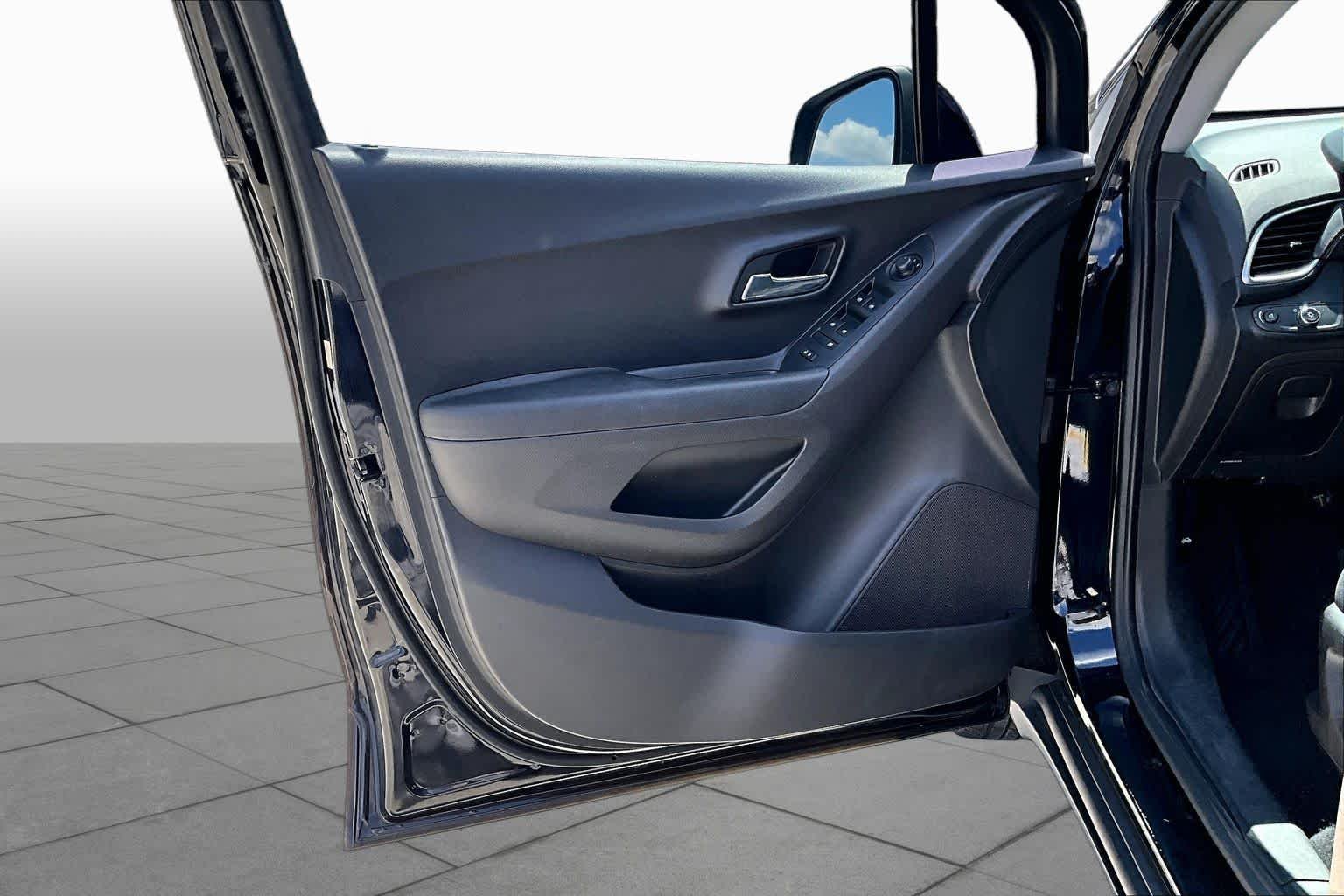 Used 2020 Mosaic Black Metallic Chevrolet LS image 20