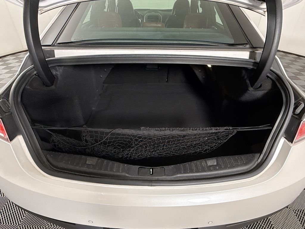 Used 2017 White Lincoln Reserve image 27
