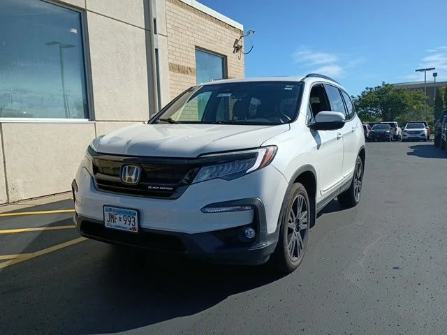 Used 2021 White Honda Black Edition image 4