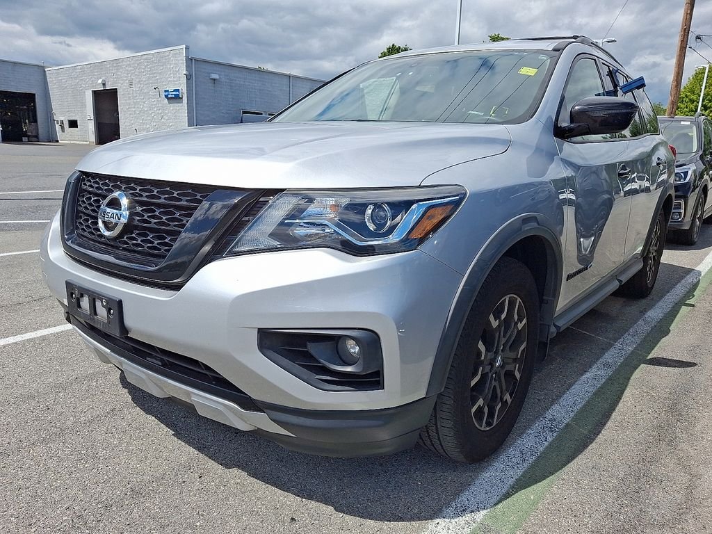 Used 2020 Silver Nissan SV image 3