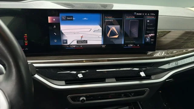 Used 2023 Black BMW xDrive40i image 31