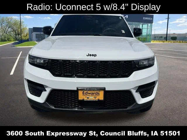 Used 2023 White Jeep Altitude X image 10