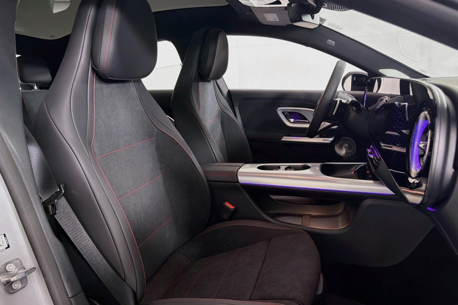 New 2027 MANUFAKTUR Alpine Grey Mercedes-Benz CLA 220 Hybrid image 6