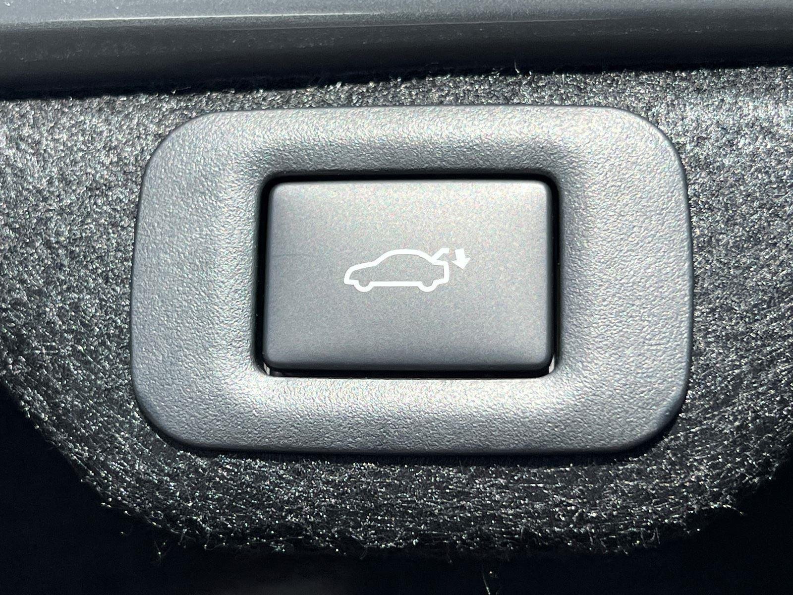 2025 Lexus ES 350 - Photo 14