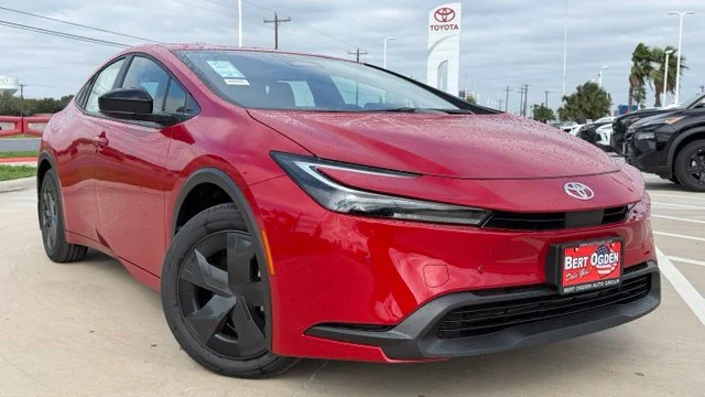 2027 Toyota Prius LE
